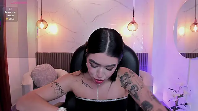 zoee jackson online show from 14, 6, 2026