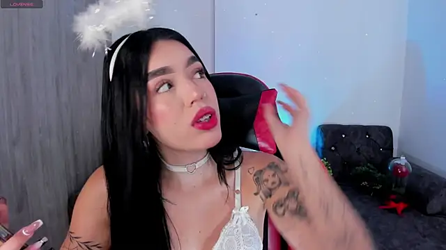 Snapshot of zoee_jackson chatting on 30, 4, 2026 zoee jackson online show from 30, 4, 2026