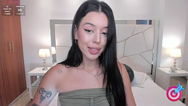 zoee jackson online show from 4, 3, 2025