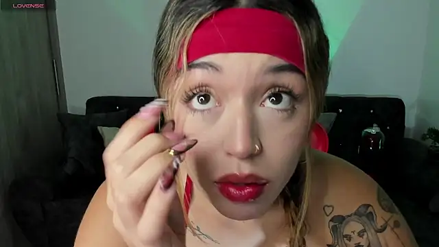 Snapshot of zoee_jackson chatting on 29, 11, 2025 zoee jackson online show from 29, 11, 2025