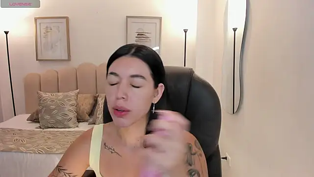 zoee jackson online show from 22, 7, 2026