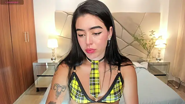 zoee jackson online show from 20, 2, 2025