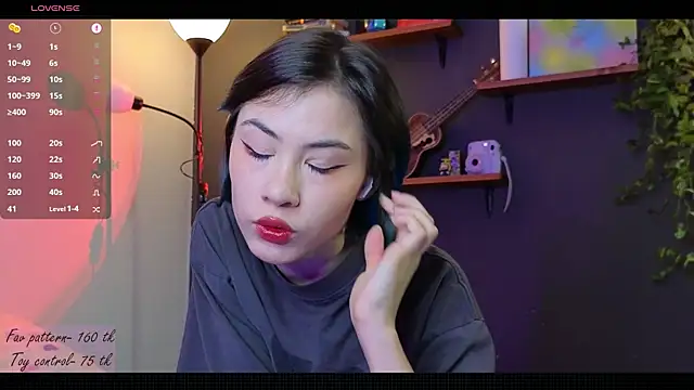 Snapshot of alicekiit chatting on 8, 12, 2024 alicekiit online show from 8, 12, 2024
