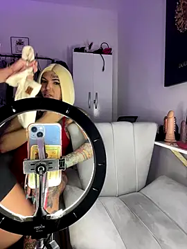 GrlAlice online show from 5, 11, 2025