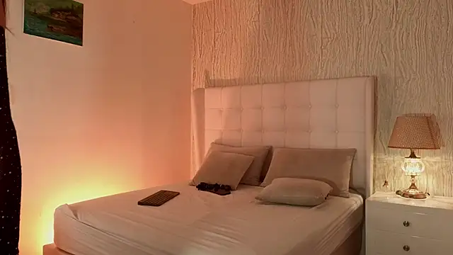 Luisa0110 online show from 23, 2, 2026