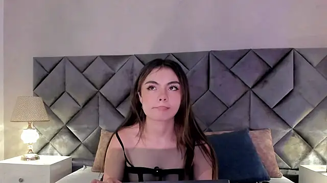Luisa0110 online show from 22, 4, 2026