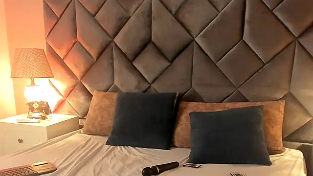 Luisa0110 online show from 25, 3, 2026