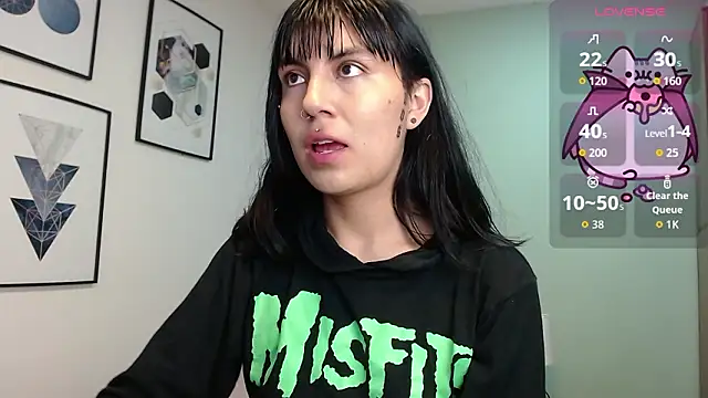 Snapshot of amy_adams1 chatting on 2, 2, 2026 amy adams1 online show from 2, 2, 2026