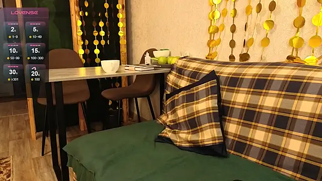 Nora Adamss online show from 24, 2, 2026