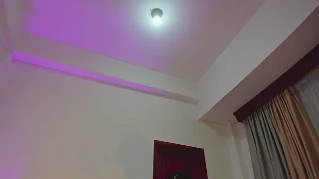 SabrinaWarrenn online show from 26, 9, 2025