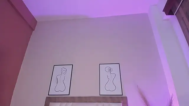 SabrinaWarrenn online show from 25, 9, 2025