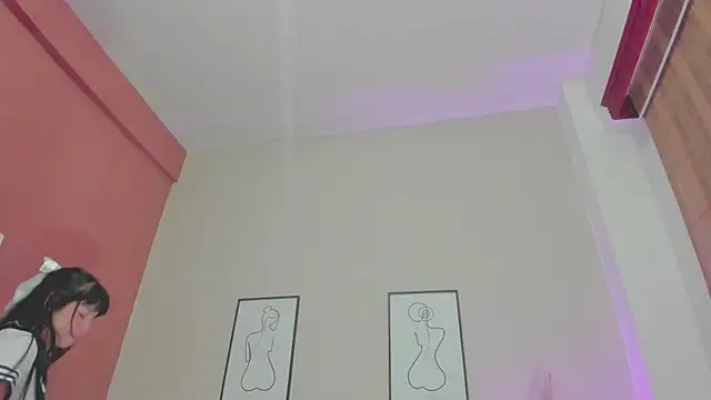 SabrinaWarrenn online show from 3, 10, 2025