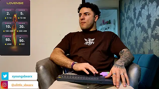 xlittle xbearx online show from 19, 2, 2025