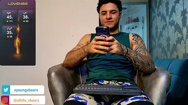 xlittle xbearx online show from 13, 2, 2025