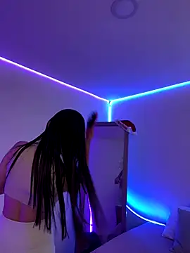 AmmyCollinsW online show from 3, 12, 2025