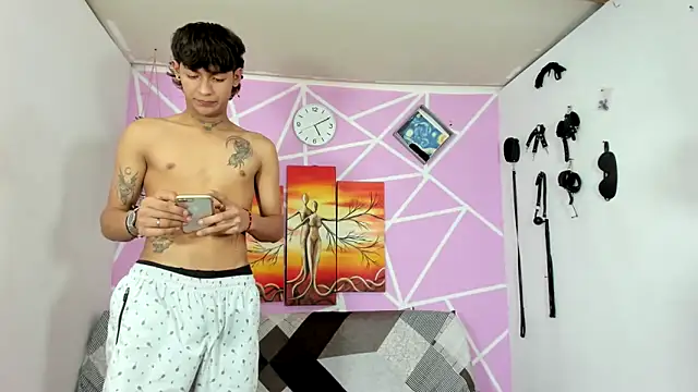 Snapshot of Fresahot2005 chatting on 4, 2, 2025 Fresahot2005 online show from 4, 2, 2025