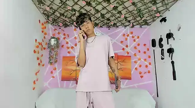 Snapshot of Fresahot2005 chatting on 9, 3, 2025 Fresahot2005 online show from 9, 3, 2025