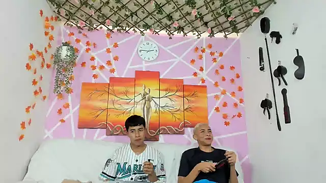 Snapshot of Fresahot2005 chatting on 10, 3, 2025 Fresahot2005 online show from 10, 3, 2025