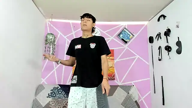 Snapshot of Fresahot2005 chatting on 4, 2, 2025 Fresahot2005 online show from 4, 2, 2025