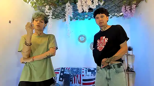 Snapshot of Fresahot2005 chatting on 5, 11, 2025 Fresahot2005 online show from 5, 11, 2025