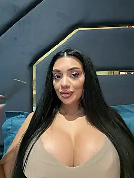 Snapshot of amirahylerr chatting on 12, 3, 2026 amirahylerr online show from 12, 3, 2026