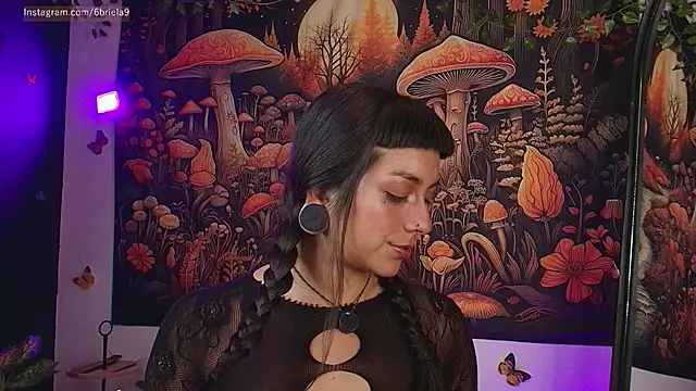 6Briela9  online show from 28, 4, 2026