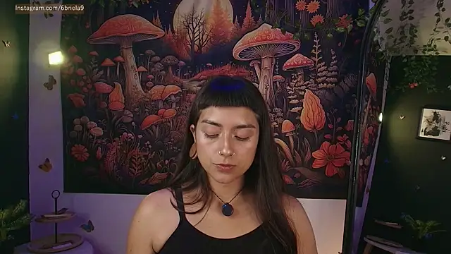 Snapshot of 6Briela9_ chatting on 5, 5, 2026 6Briela9 online show from 5, 5, 2026