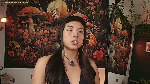 Snapshot of 6Briela9_ chatting on 29, 4, 2026 6Briela9 online show from 29, 4, 2026