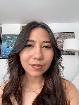 Aimilayne online show from 3, 5, 2026