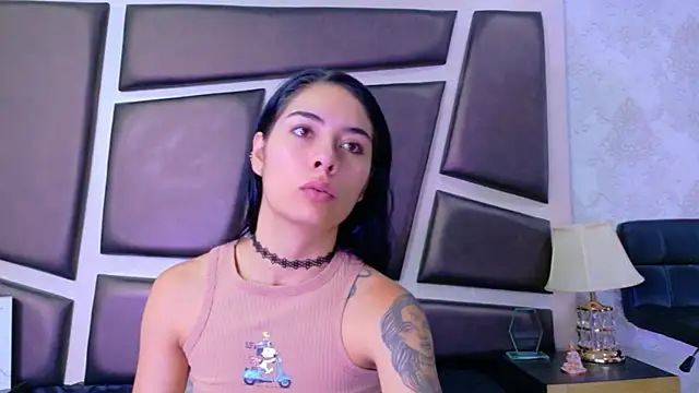 Snapshot of NicoleEsposito chatting on 17, 6, 2026 NicoleEsposito online show from 17, 6, 2026