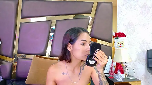 NicoleEsposito online show from 5, 1, 2026