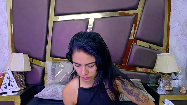 NicoleEsposito online show from 12, 3, 2026