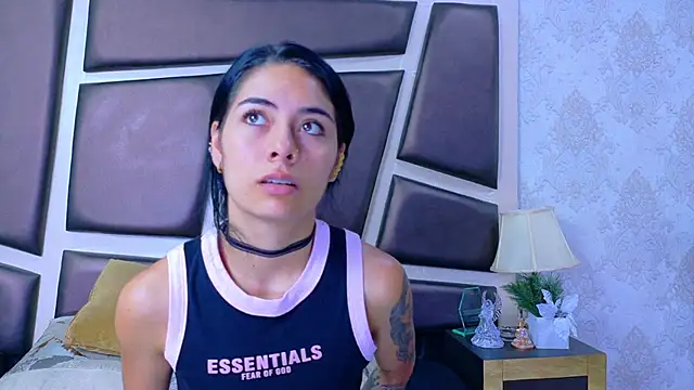 NicoleEsposito online show from 3, 6, 2026