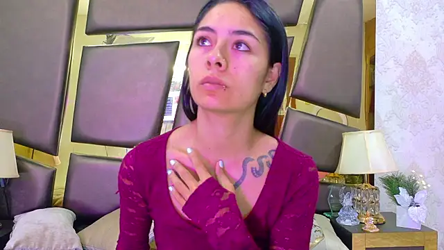 NicoleEsposito online show from 6, 3, 2026