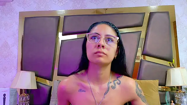 NicoleEsposito online show from 13, 2, 2026