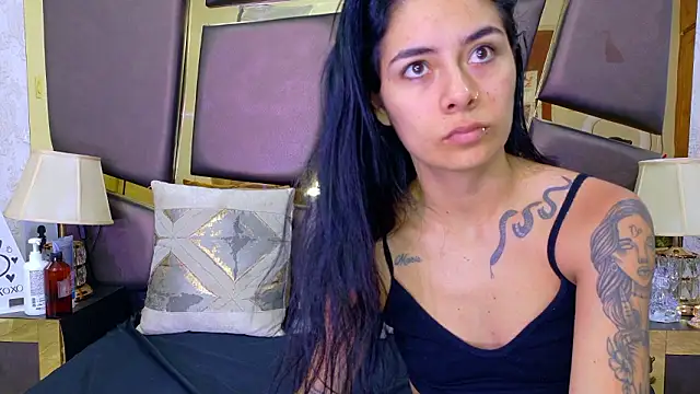 NicoleEsposito online show from 13, 3, 2026