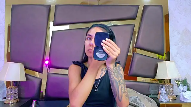 NicoleEsposito online show from 14, 2, 2026