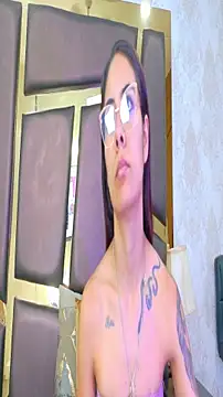 NicoleEsposito online show from 26, 11, 2025