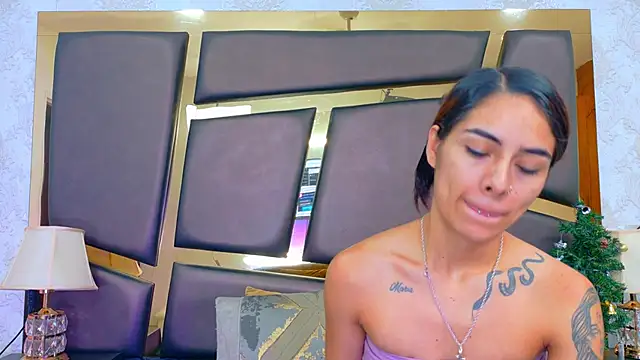 NicoleEsposito online show from 17, 12, 2025