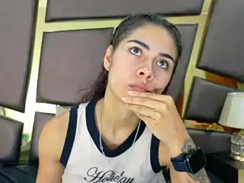 NicoleEsposito online show from 16, 10, 2025