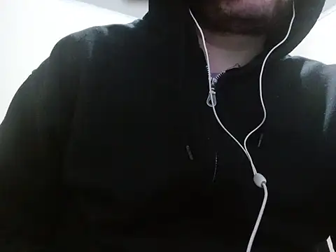 Snapshot of camiloking1720 chatting on 9, 10, 2025 camiloking1720 online show from 9, 10, 2025
