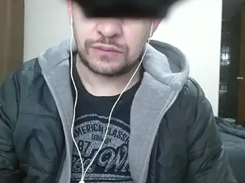 Snapshot of camiloking1720 chatting on 28, 2, 2025 camiloking1720 online show from 28, 2, 2025