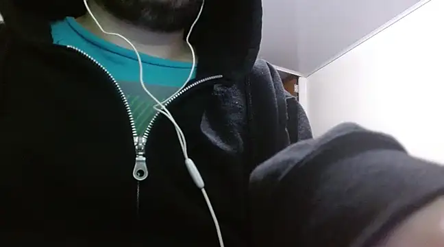 Snapshot of camiloking1720 chatting on 12, 3, 2025 camiloking1720 online show from 12, 3, 2025