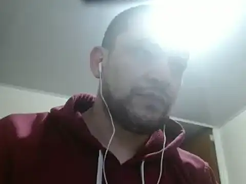 Snapshot of camiloking1720 chatting on 27, 2, 2025 camiloking1720 online show from 27, 2, 2025