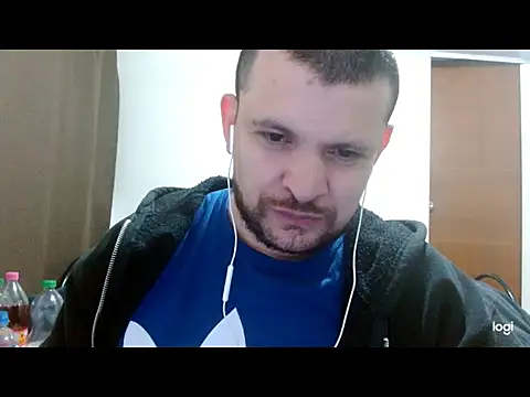 Snapshot of camiloking1720 chatting on 13, 4, 2026 camiloking1720 online show from 13, 4, 2026
