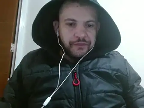 Snapshot of camiloking1720 chatting on 13, 2, 2025 camiloking1720 online show from 13, 2, 2025