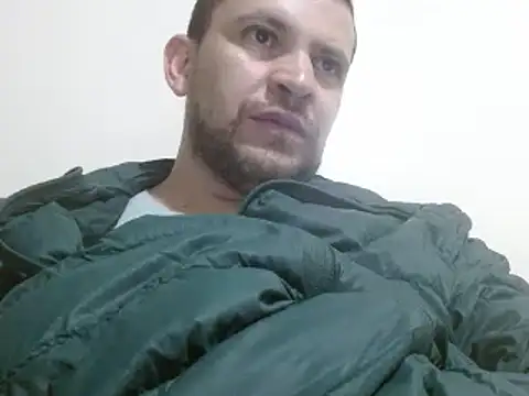 Snapshot of camiloking1720 chatting on 27, 2, 2025 camiloking1720 online show from 27, 2, 2025