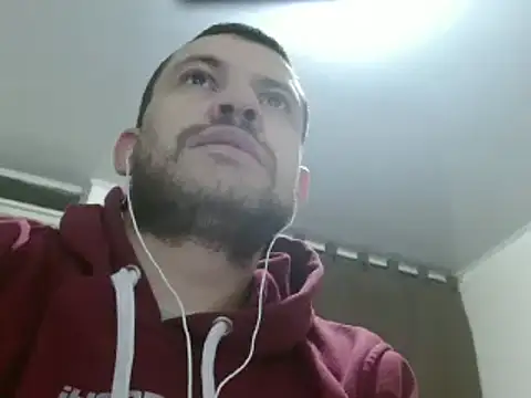 Snapshot of camiloking1720 chatting on 6, 2, 2025 camiloking1720 online show from 6, 2, 2025