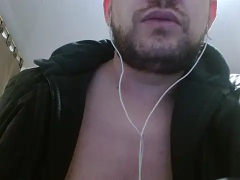 Snapshot of camiloking1720 chatting on 22, 10, 2025 camiloking1720 online show from 22, 10, 2025