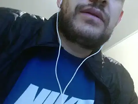 Snapshot of camiloking1720 chatting on 11, 2, 2025 camiloking1720 online show from 11, 2, 2025